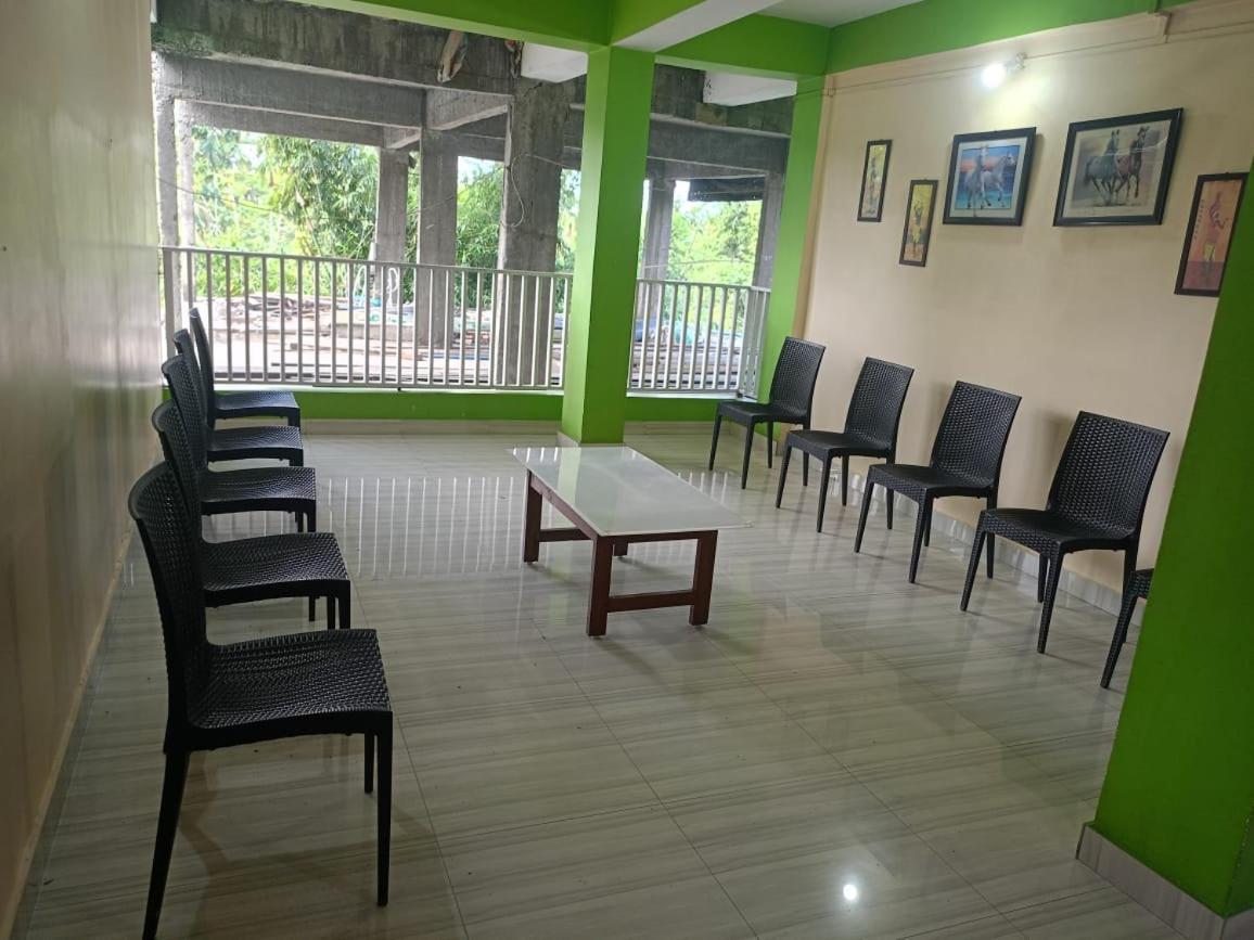 Hotel Kaziranga Holidays Bagian luar foto